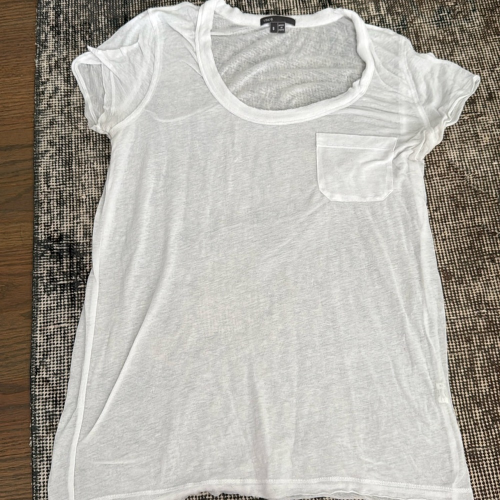 Extremely lightweight Vince T-shirt